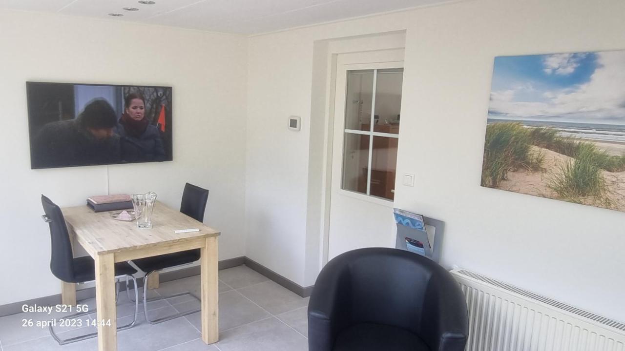 Vakantiewoning "Aan Het Bosje" Zoutelande - Strand 200M ! Luaran gambar